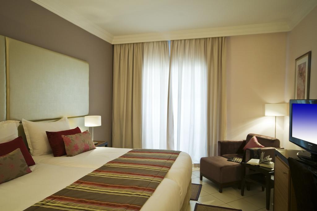 Royal Thalassa Monastir Ngoại thất bức ảnh A room at the hotel
