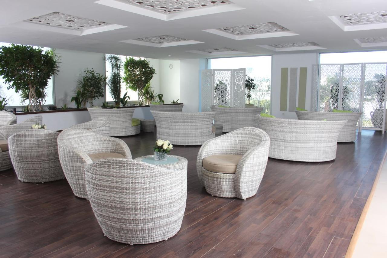 Royal Thalassa Monastir Ngoại thất bức ảnh Interior of the airport